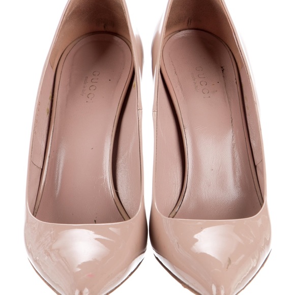 Gucci Kristen Bamboo Heel Pointed Toe Pumps in Nude Patent Leather Flesh - Picture 3 of 13